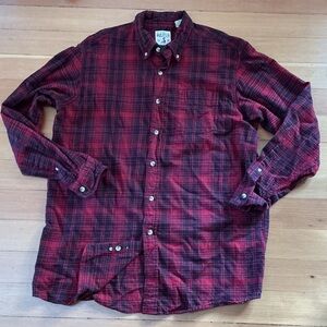 Red Head Brand Co. Men's Red and Black Plaid Flannel Button Down